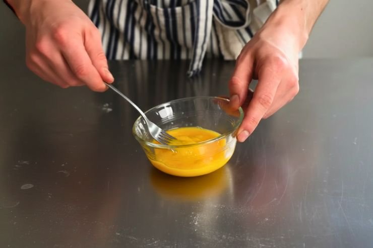 Add the Egg Wash and Filling