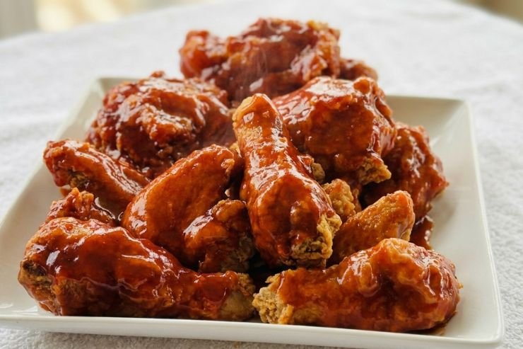 Best Foods to Pair with Chicago Mild Sauce