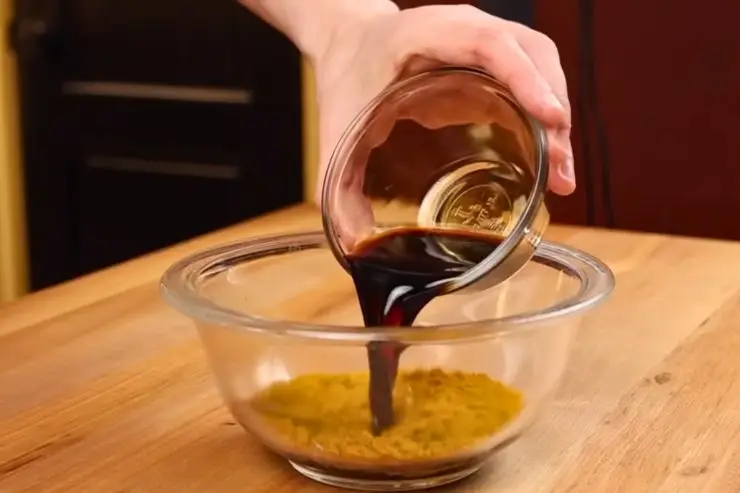 Mix the Curry Sauce