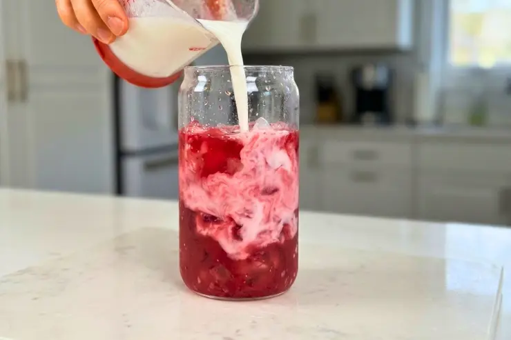 Pour Coconut Milk