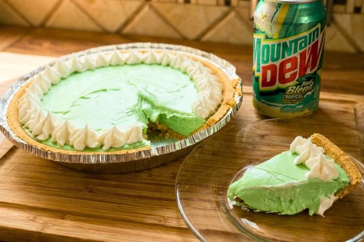 What to Serve Alongside Baja Blast Pie