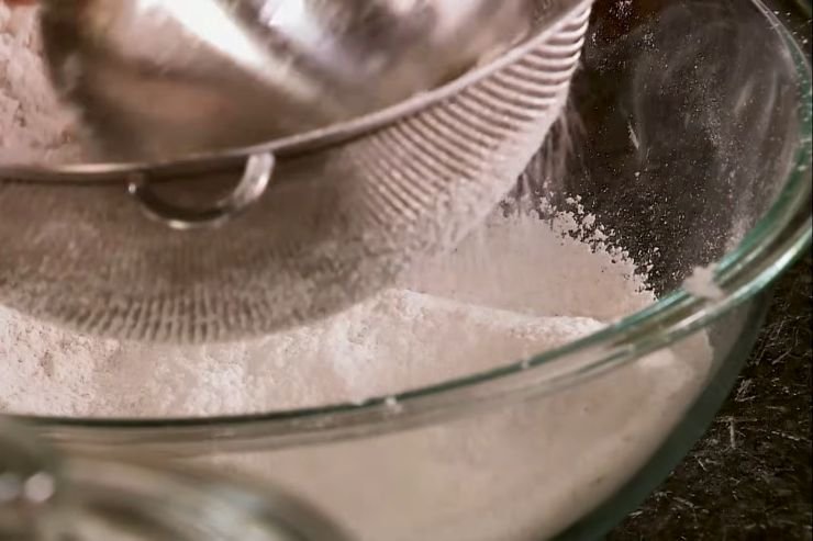 Mix the dry ingredients